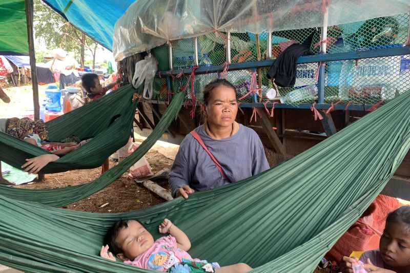 Foto yang diabadikan di Provinsi Oddar Meanchey, Kamboja, pada 29 Juli 2025 ini menunjukkan sebuah posko pengungsi untuk warga Kamboja yang menyelamatkan diri dari konflik perbatasan Kamboja-Thailand. ANTARA/Xinhua/Van Pov <b>(Antara)</b>