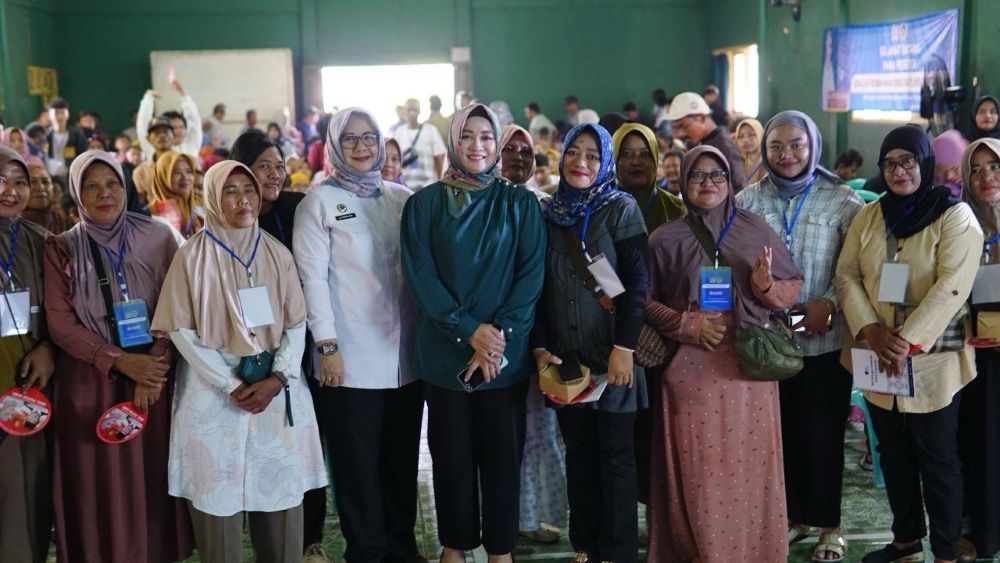 Anggota Komisi IX DPR RI Putih Sari bersama Badan Gizi Nasional menggelar kolaborasi sosialisasi progam Makan Bergizi Gratis. (Foto: Istimewa)