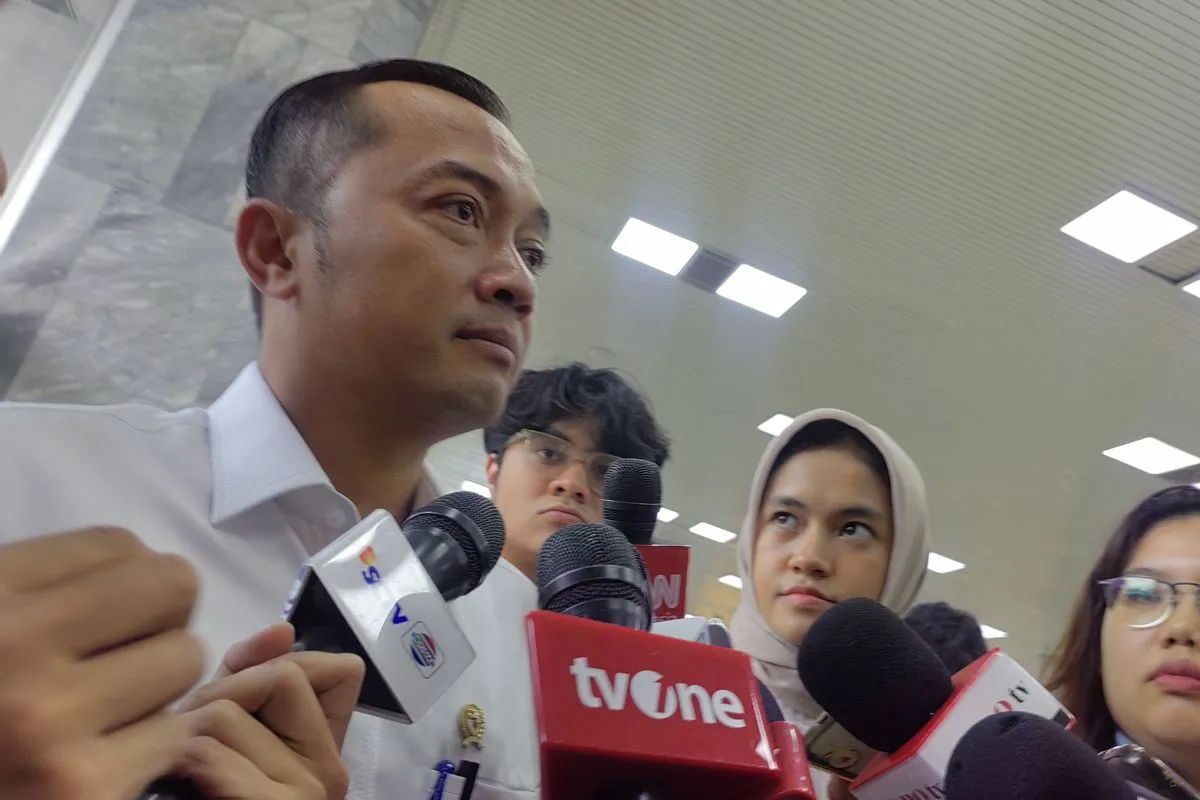 Menteri Sekretaris Negara (Mensesneg) Prasetyo Hadi di kompleks parlemen, Senayan, Jakarta, Senin, 4 Agustus 2025. <b>(Antara)</b>