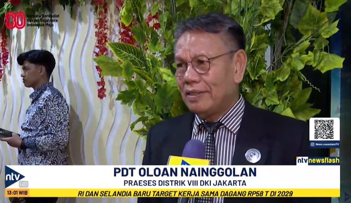 Pendeta (Pdt) Oloan Nainggolan, Praeses Distrik VIII DKI Jakarta.