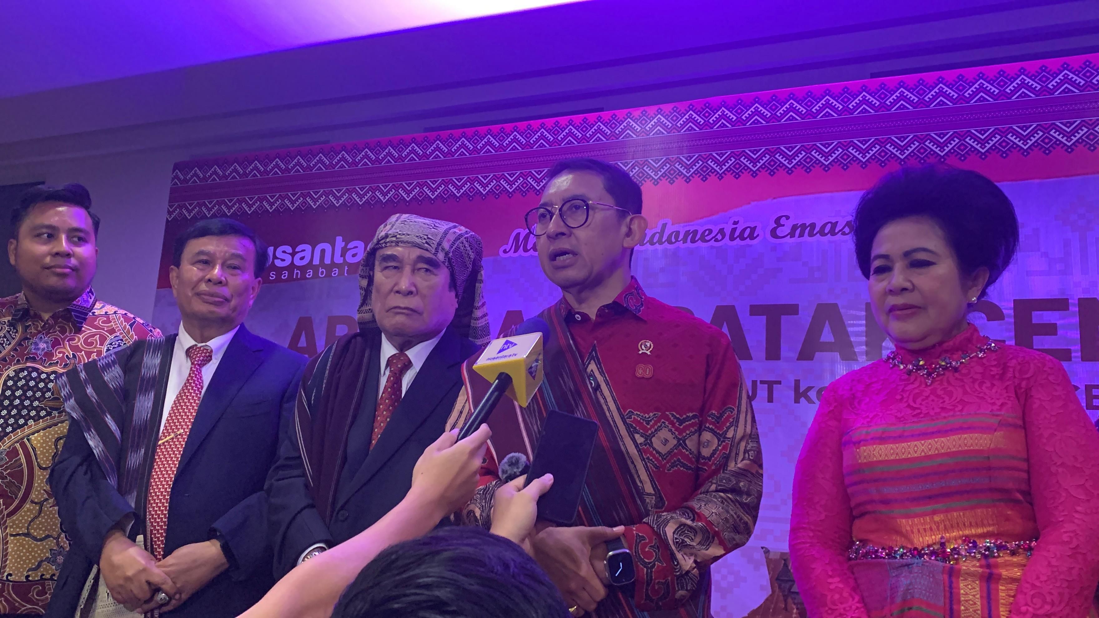 Tommy William Tampubolon, Nurdin Tampubolon, Sintong Tampubolon, Fadli Zon, dan Lince Berliana Tobing. <b>(Ntvnews.id/ Adiansyah)</b>