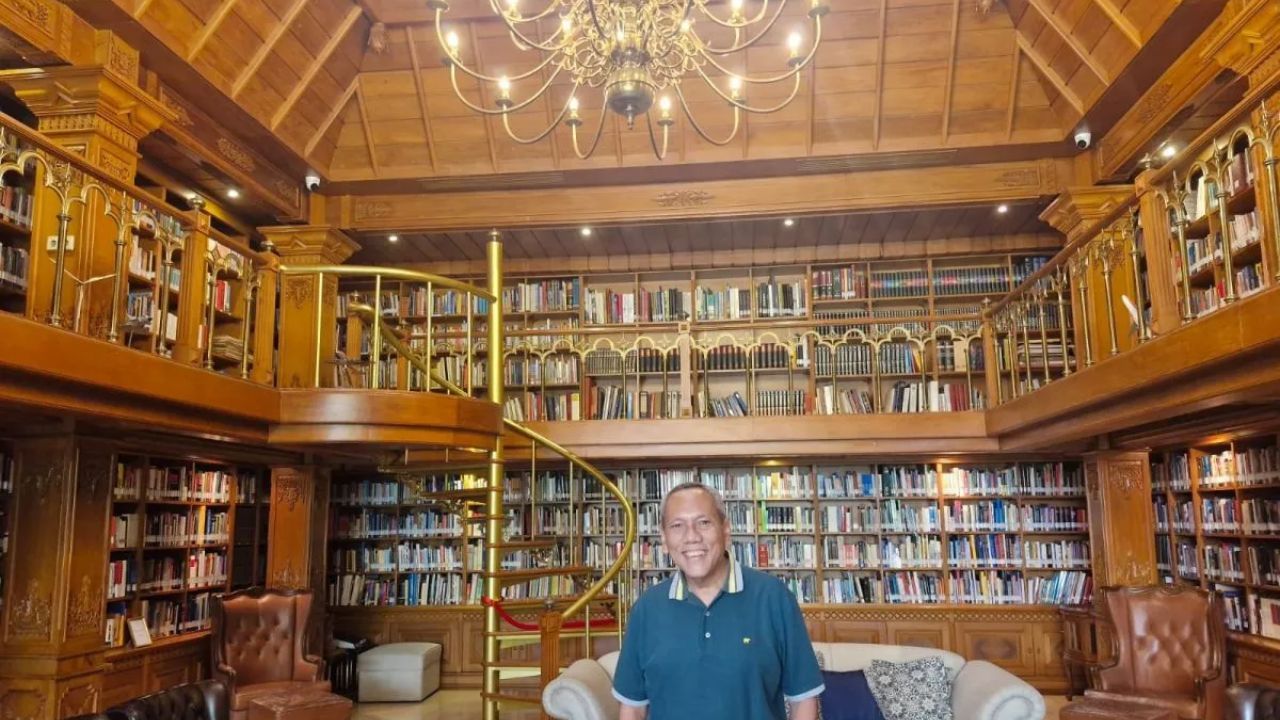 Mantan Direktur Penyakit Menular WHO Asia Tenggara Prof. Tjandra yoga Aditama. <b>(ANTARA)</b>