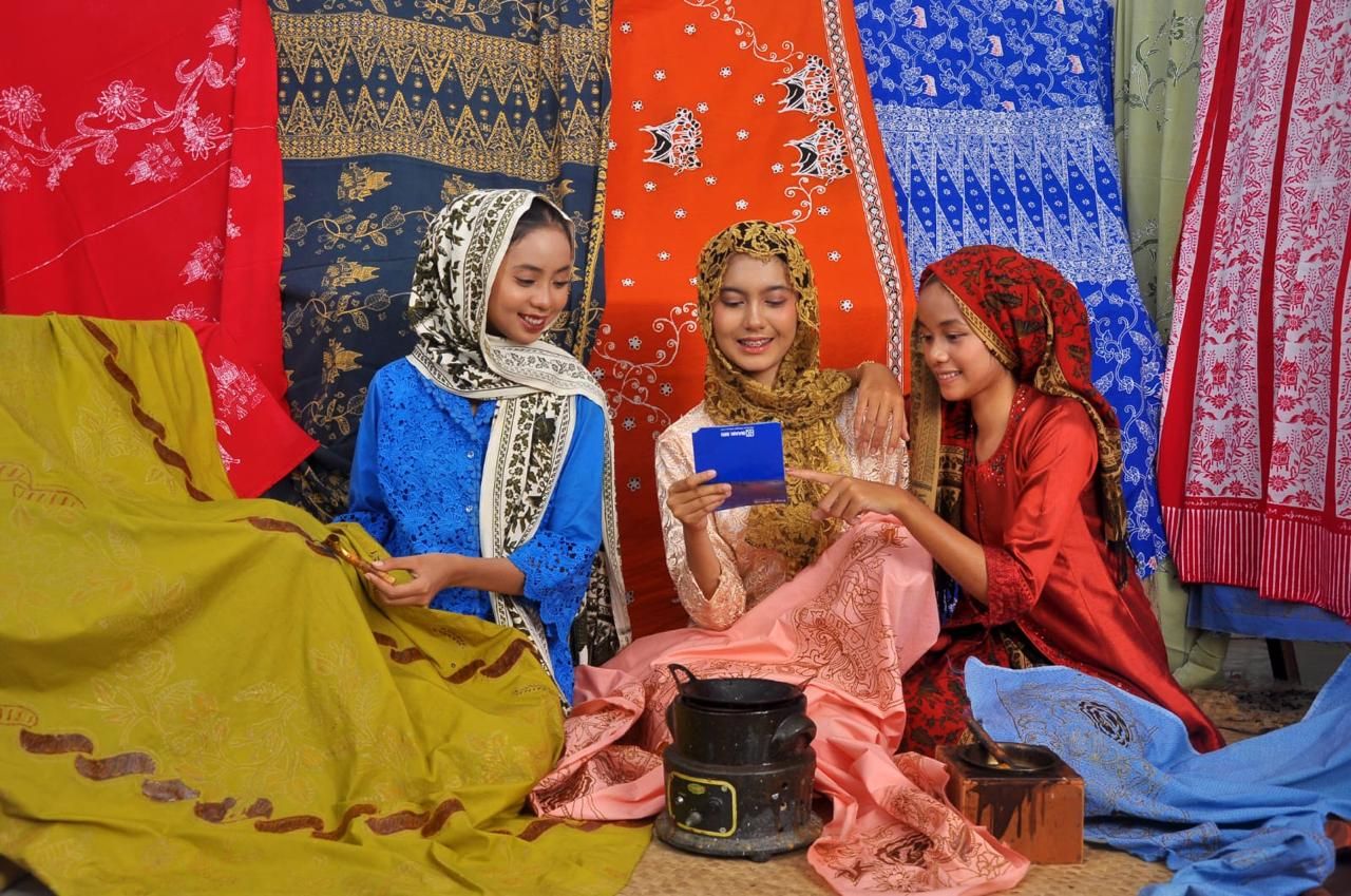BRI konsisten menyalurkan pembiayaan berkelanjutan untuk mendukung ekonomi kerakyatan sekaligus melestarikan budaya lokal. <b>(BRI)</b>