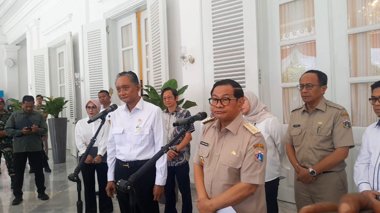 Dody Hanggodo dan Pramono Anung <b>(NTVNews.id/ Adiansyah)</b>