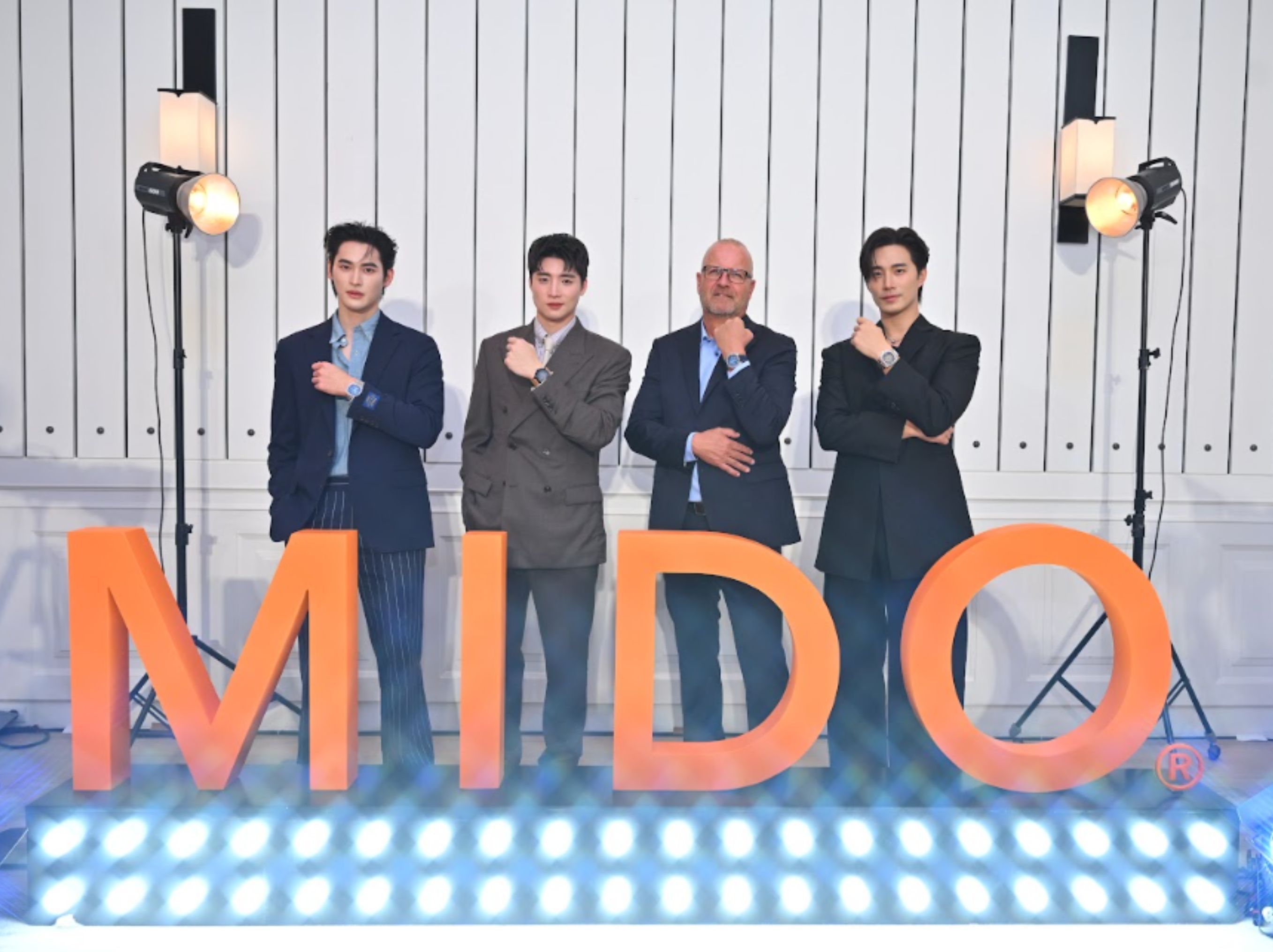 Acara yang dipimpin langsung oleh CEO jam tangan MIDO, Franz Linder, berlangsung di Four Seasons Hotel, Chao Phraya River, Bangkok, dan dihadiri oleh 150 tamu internasional dari seluruh Asia. Para tamu termasuk jurnalis, influencer, dan selebritas Thailand seperti Chanin Taerattanachai, Haruethai Jayant Na Ayudhaya, Chalermphol Akkarapinyokul, Yavista Krinchai, dan Vichada Poolphol, serta aktor dan aktris populer termasuk Kao-Noppakao Dechaphatthanakun, Mean-Phiravich Attachitsataporn, Bie-Thassapak Hsu, dan lainnya. <b>(dokumen mido)</b>