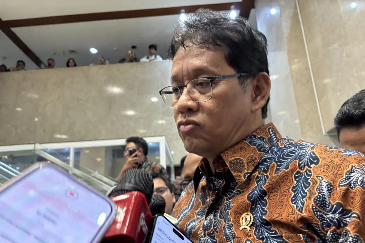 Menteri Keuangan Purbaya Yudhi Sadewa saat wawancara cegat usai Rapat Kerja dengan Komisi XI DPR RI di Jakarta, Rabu 10 September 2025. (ANTARA/Imamatul Silfia) <b>(Antara)</b>