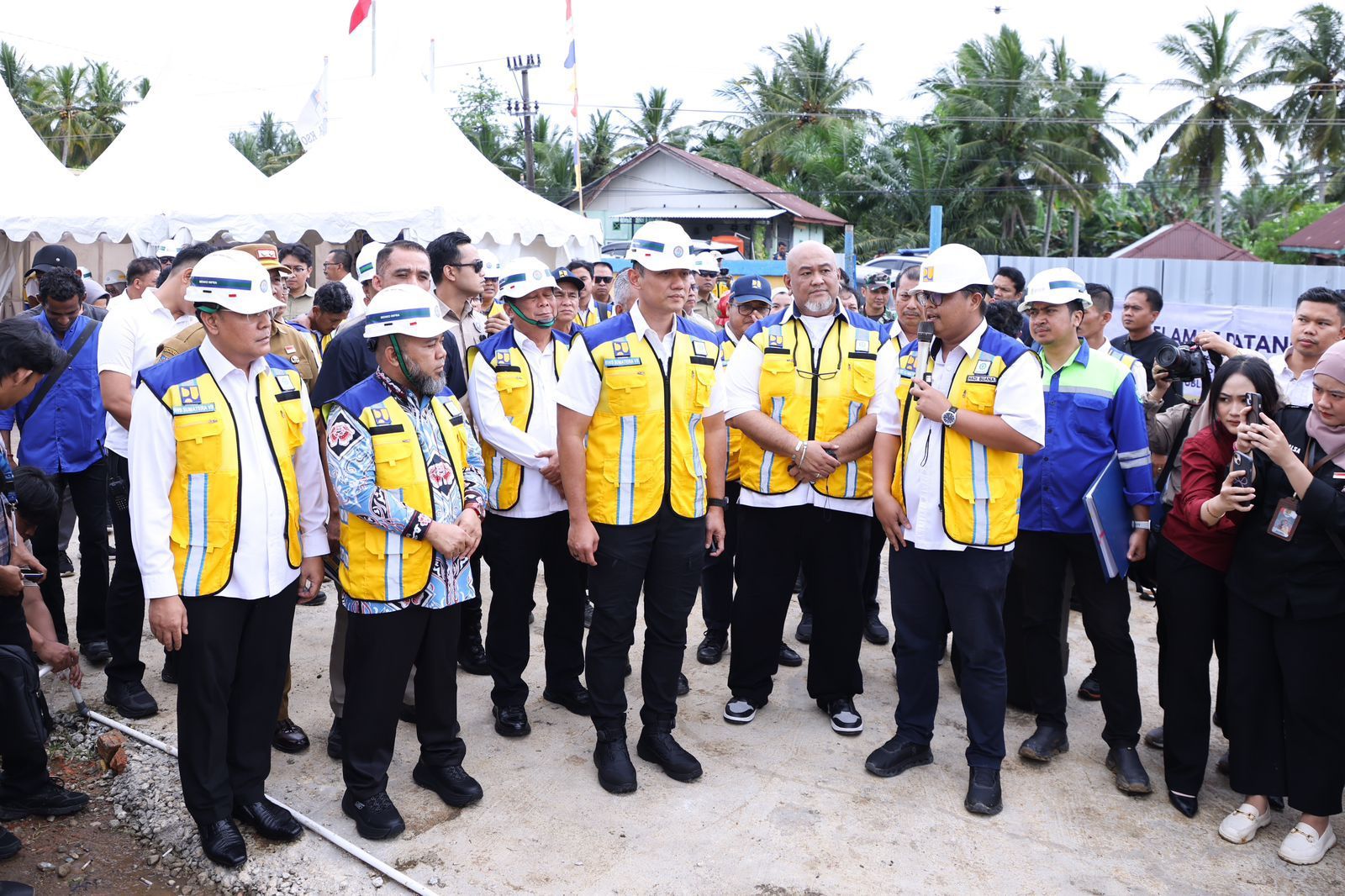 AHY <b>(KemenkoInfra)</b>