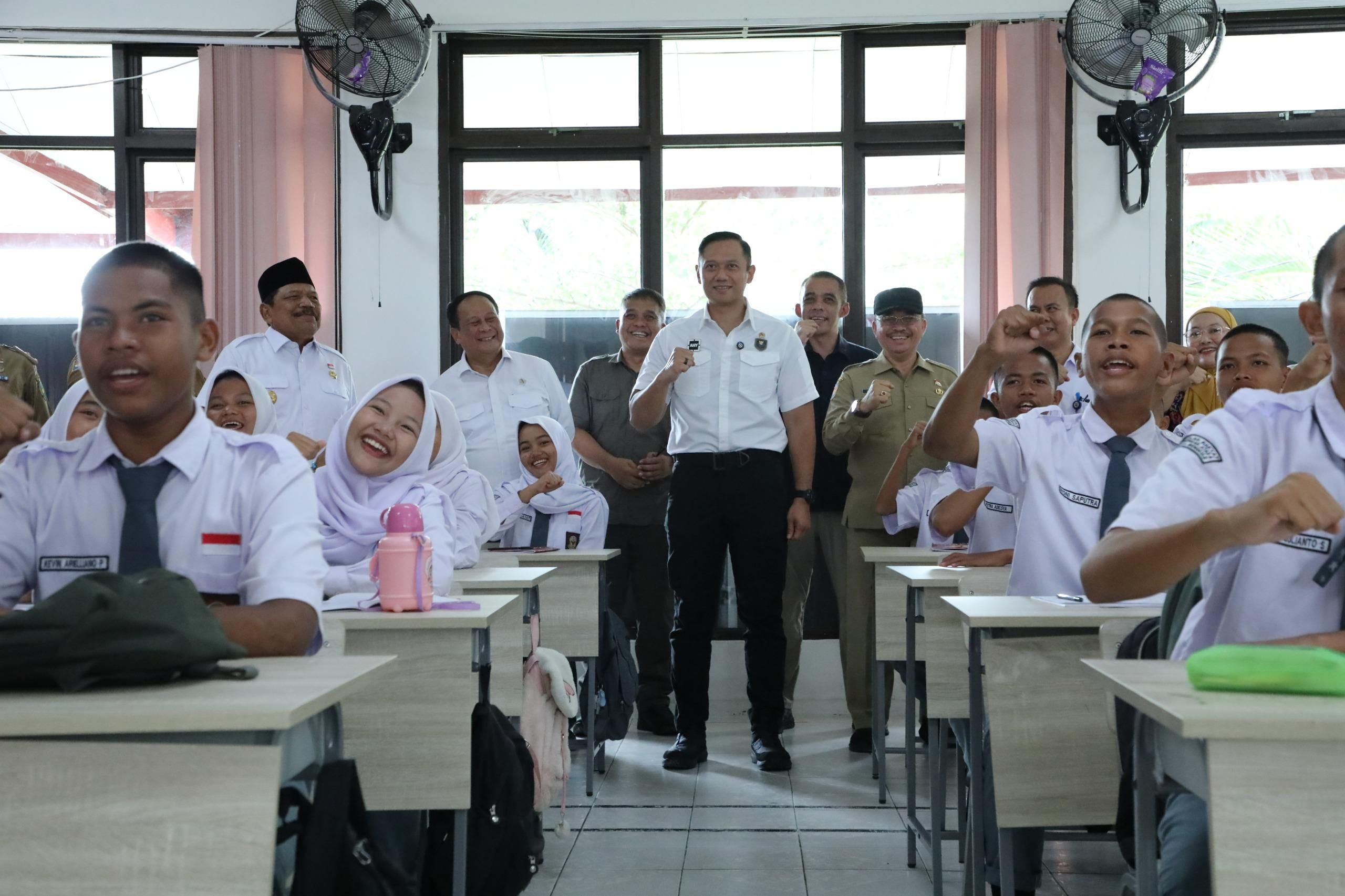 AHY <b>(kemenkoinfra/ ntvnews.id)</b>