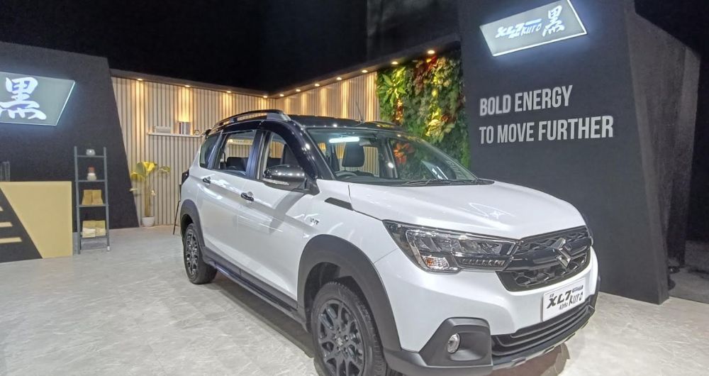 Suzuki New XL7 Hybrid Alpha Kuro tampil lebih gagah dan elegan. (Foto: Adiantoro/NTV)