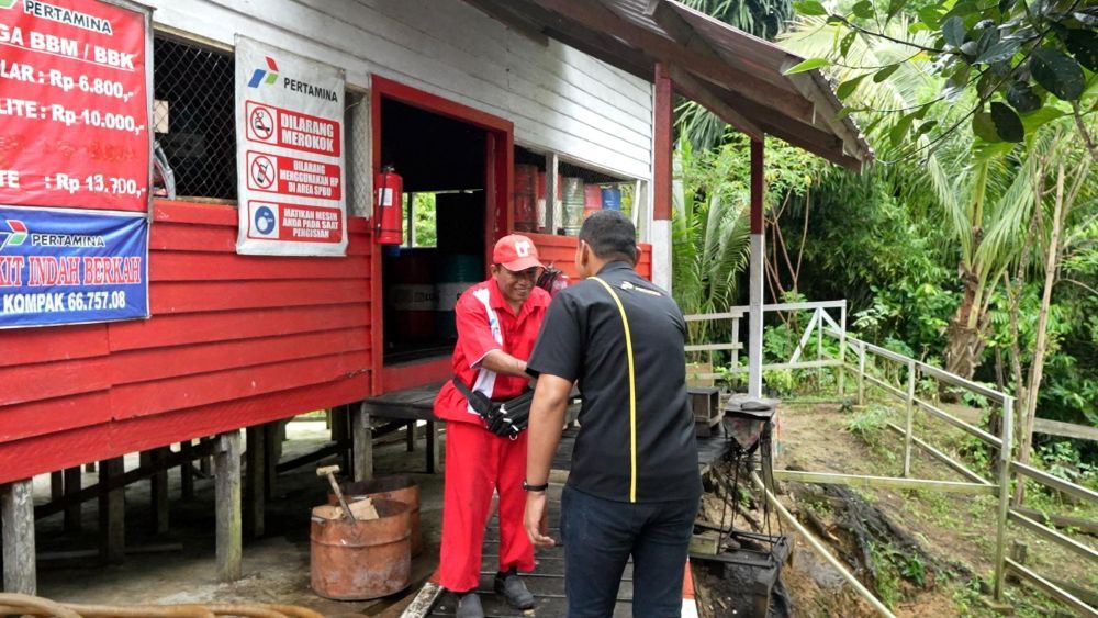 Pertamina pasok BBM hingga daerah 3T (Tertinggal, Terluar, Terdepan) melalui berbagai moda transportasi, jaga ketersediaan energi untuk seluruh masyarakat. (Foto: Istimewa)
