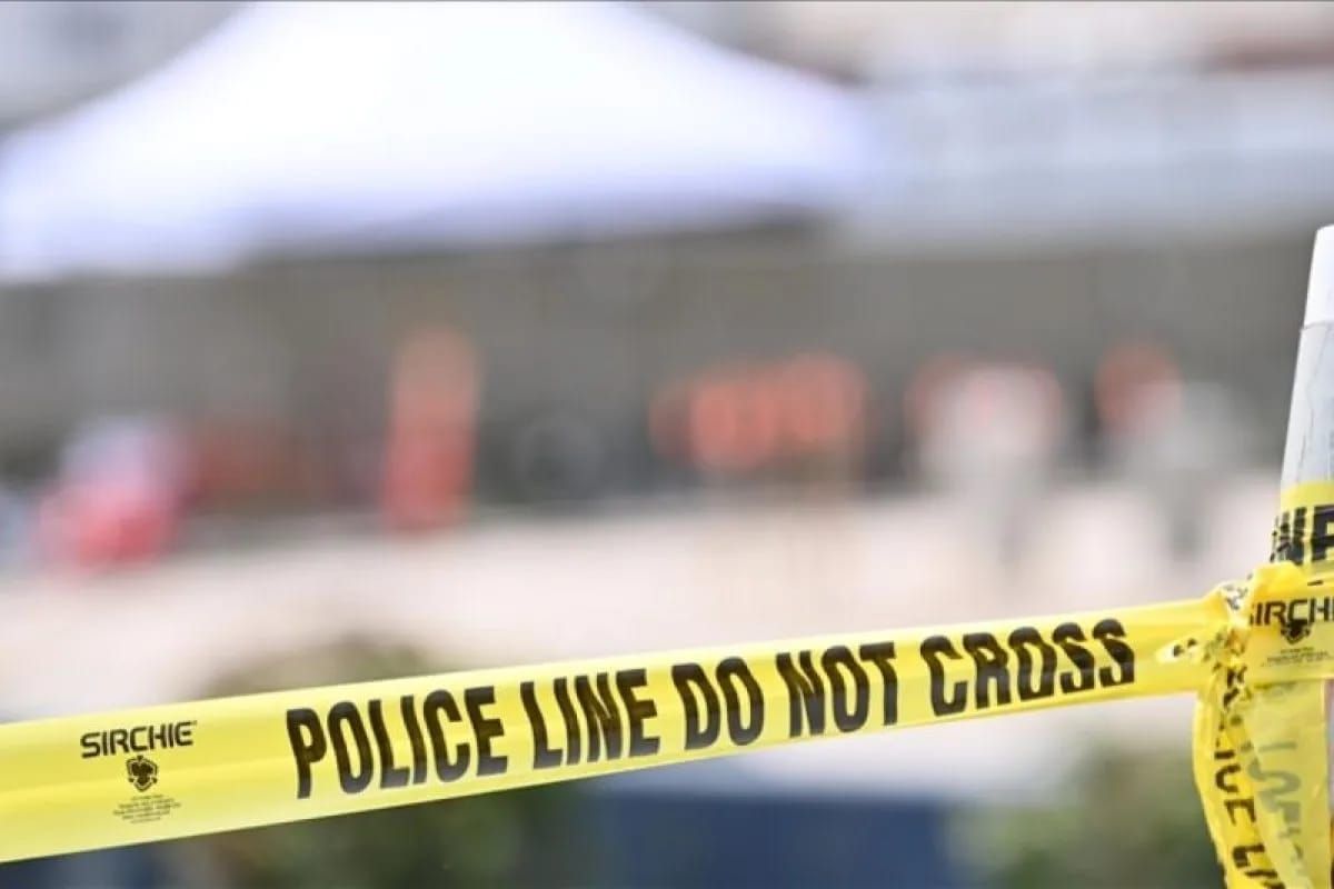 Ilustrasi garis polisi dalam peristiwa penembakan gereja di Michigan, Amerika Serikat (AS). /ANTARA/Anadolu/py (Anadolu) <b>(Antara)</b>