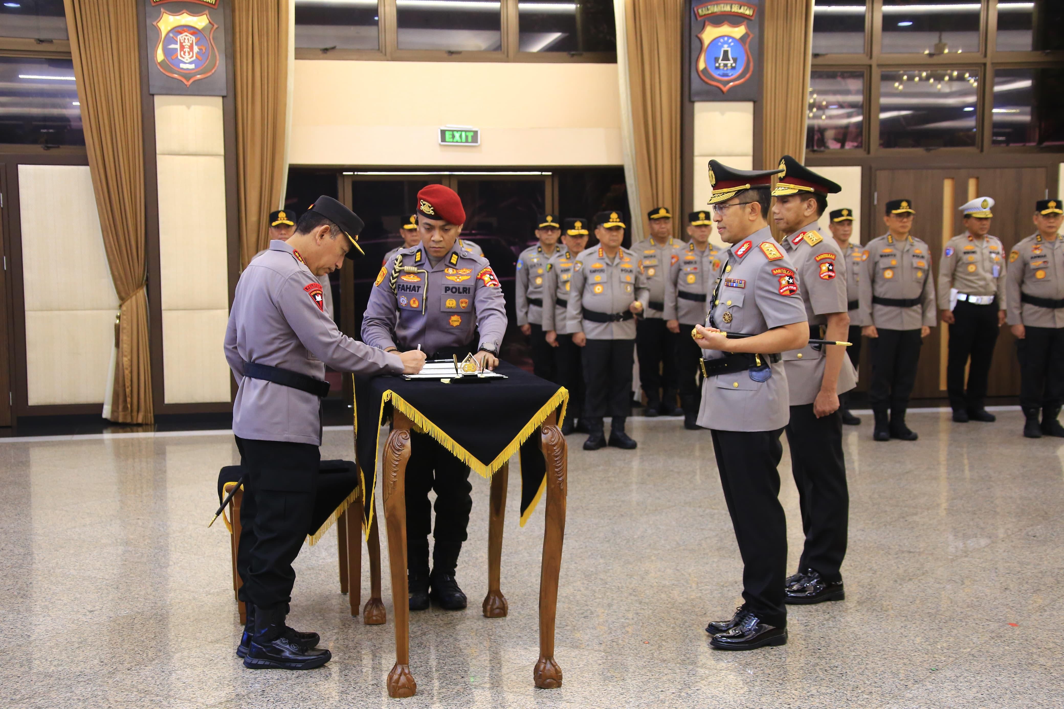 Sertijab Kabaintelkam Polri. 
