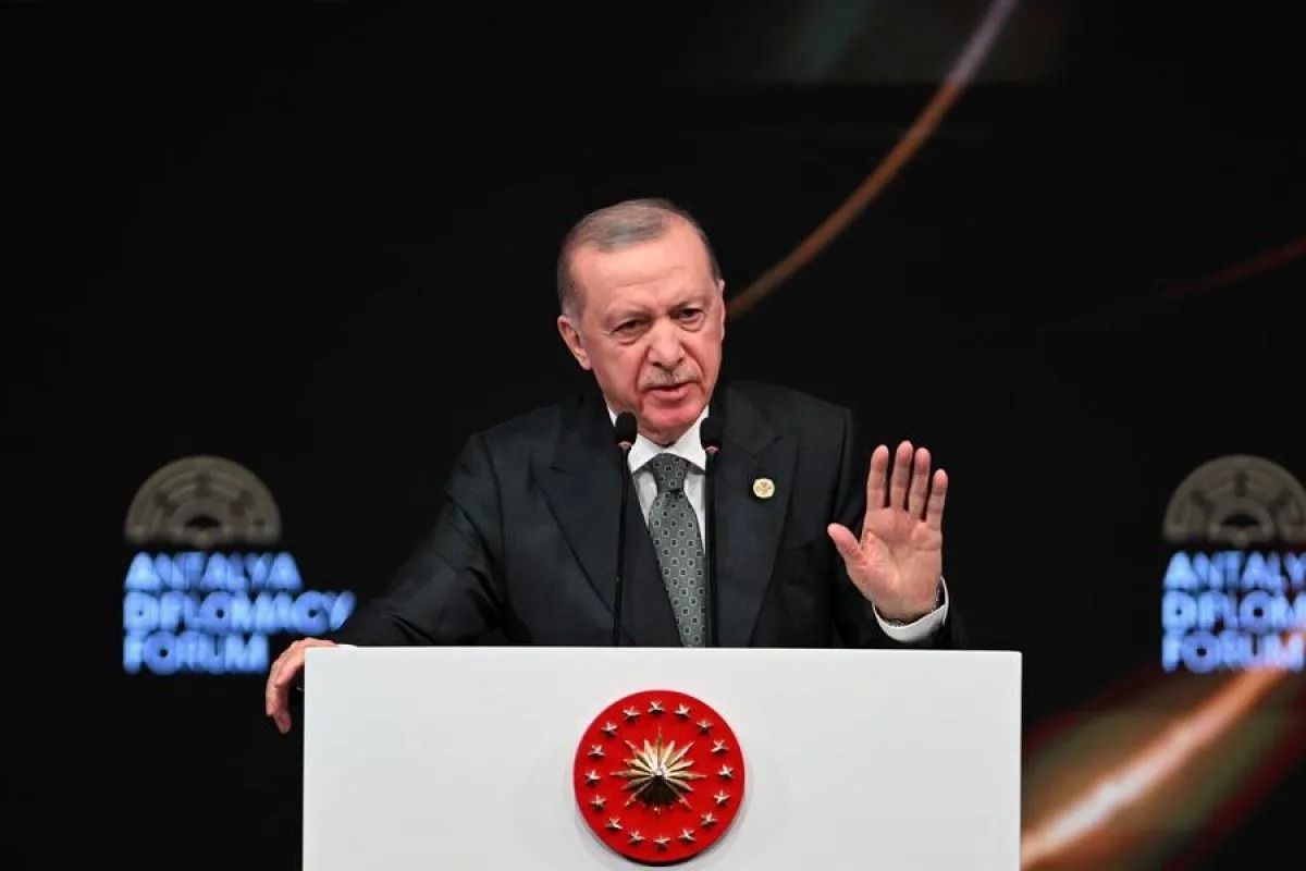 Presiden Turki Recep Tayyip Erdogan berbicara pada pembukaan Forum Diplomasi Antalya keempat di Antalya, T&uuml;rkiye pada 11 April 2025. ANTARA/Xinhua/Mustafa Kaya <b>(Antara)</b>