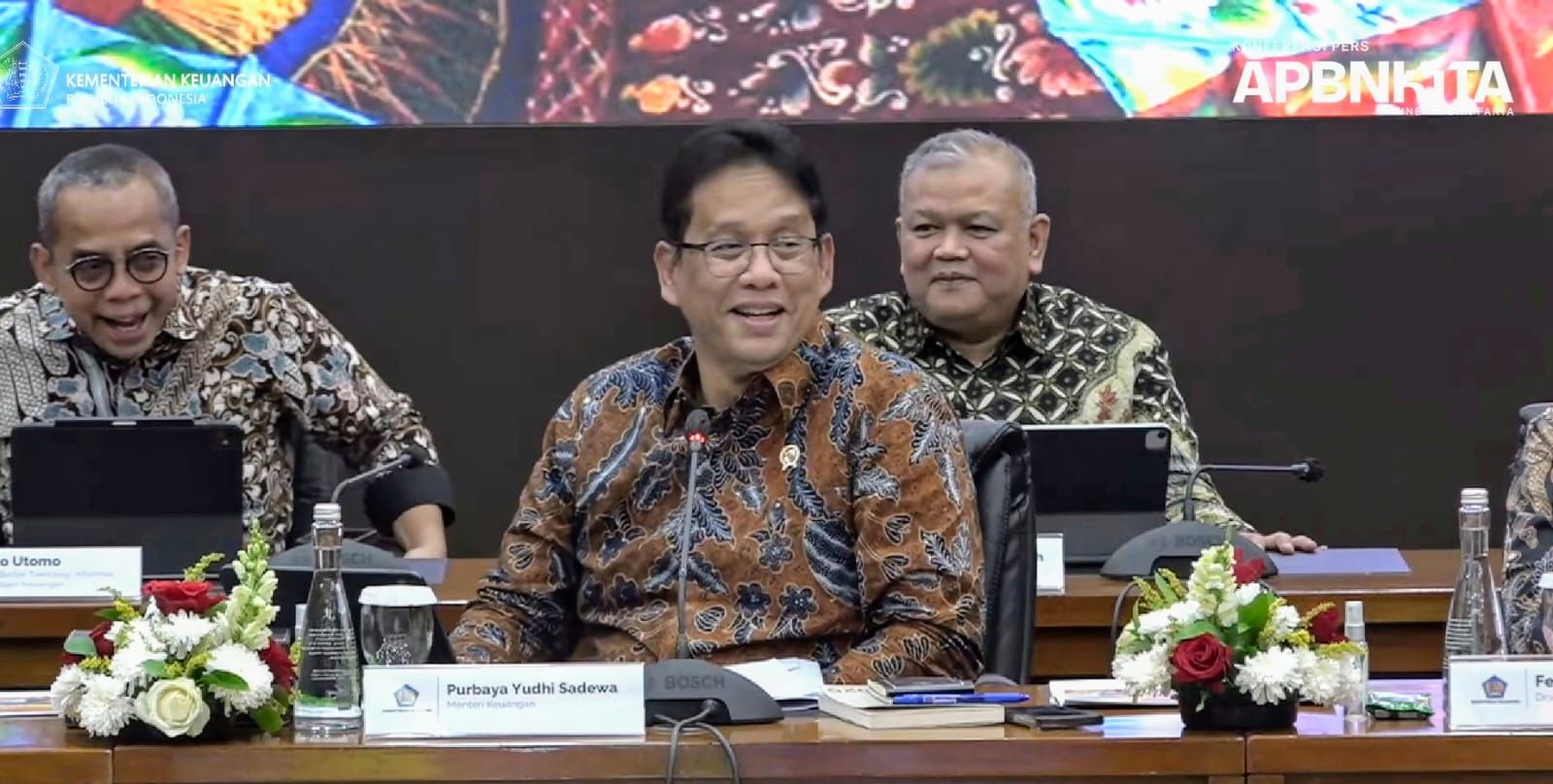 Menteri Keuangan (Menkeu) Purbaya Yudhi Sadewa menyampaikan outlook ekonomi global membaik meski ketidakpastian tinggi. 