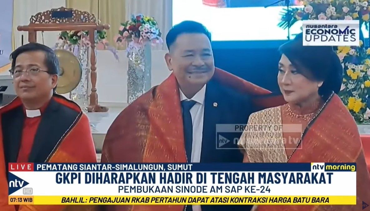 Wakil Menteri Koordinator Bidang Hukum, Hak Asasi Manusia, Imigrasi, dan Pemasyarakatan, Otto Hasibuan. 