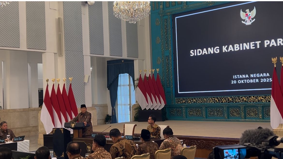 Prabowo Subianto Pimpin Sidang Kabinet Paripurna di Genap Satu Tahun Pemerintahan <b>(NTVnews.id/Deddy Setiawan)</b>