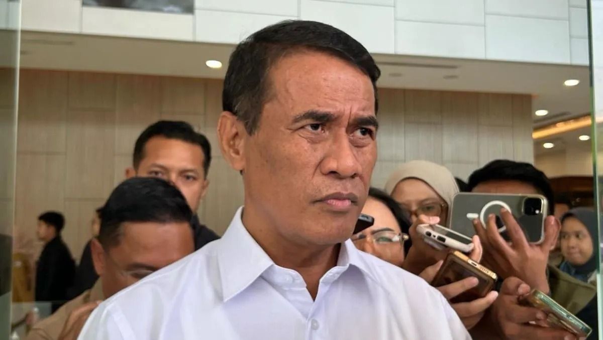 Menteri Pertanian (Mentan) Amran Sulaiman menghadiri Townhall Meeting Capaian Kinerja Kementerian Koordinator Bidang Pangan Satu Tahun Pemerintahan Presiden Prabowo Subianto di Jakarta, Selasa, 21 Oktober 2025. ANTARA/Maria Cicilia Galuh. <b>(Antara)</b>