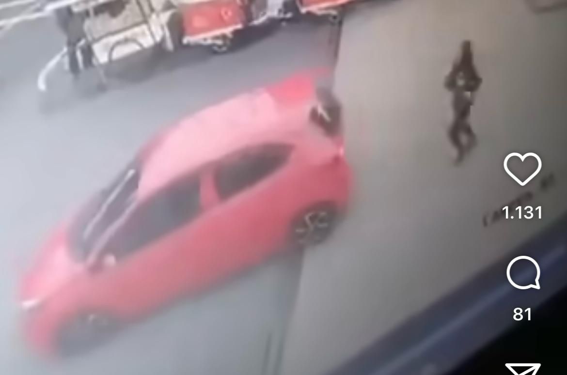 Mobil Brio yang kabur usai mengisi BBM di SPBU kawasan Ciputat.  <b>(Instagram)</b>