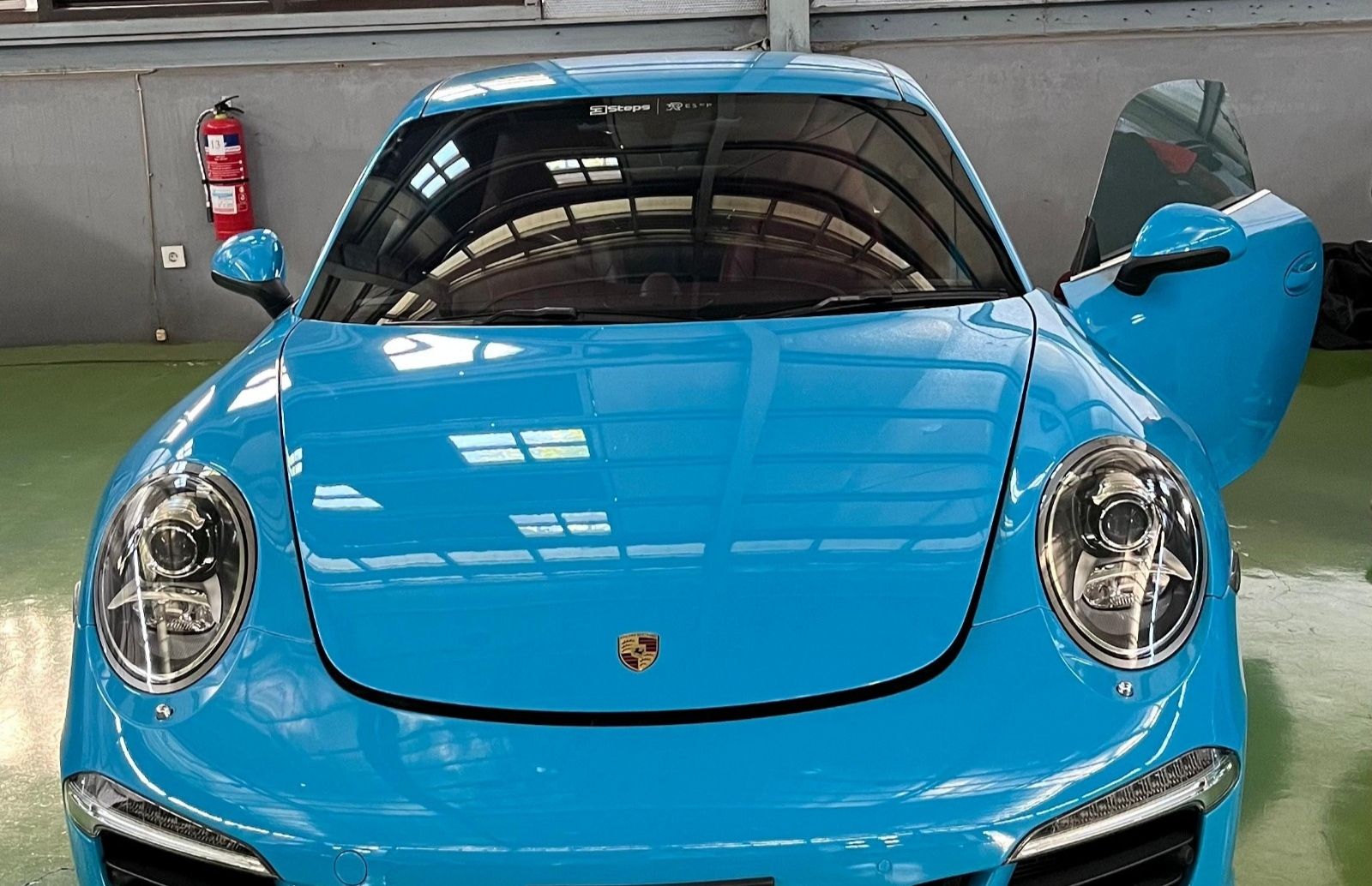 Porsche Doni Salmanan.