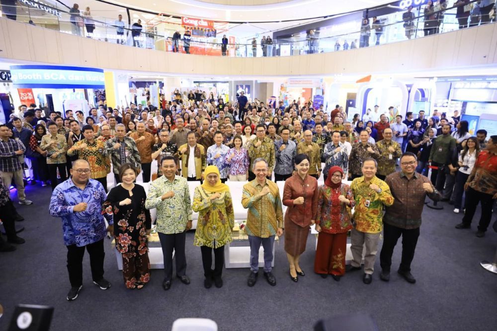 OJK menggelar puncak Bulan Inklusi Keuangan di Surabaya. (Foto: Istimewa)