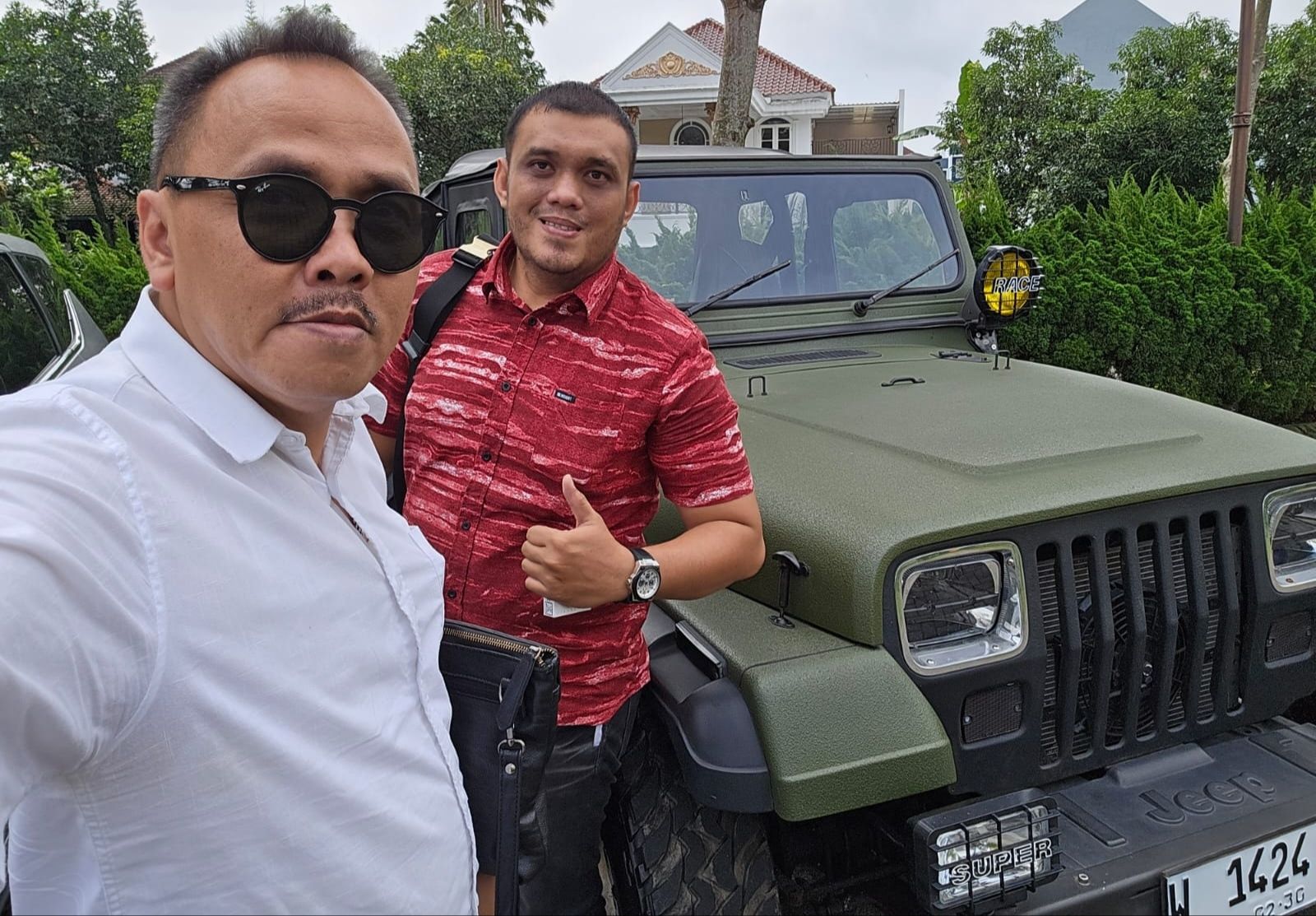 Dr. Yayan Riyanto, SH. MH. dan Veridiano LF Bili, SH. MH.