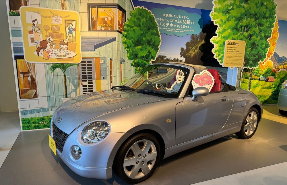 Daihatsu Copen, mobil mini convertible yang diluncurkan pada tahun 2002 dan menjadi sebuah simbol kebahagiaan dan gaya hidup masyarakat. (Foto: Istimewa/Daihatsu)