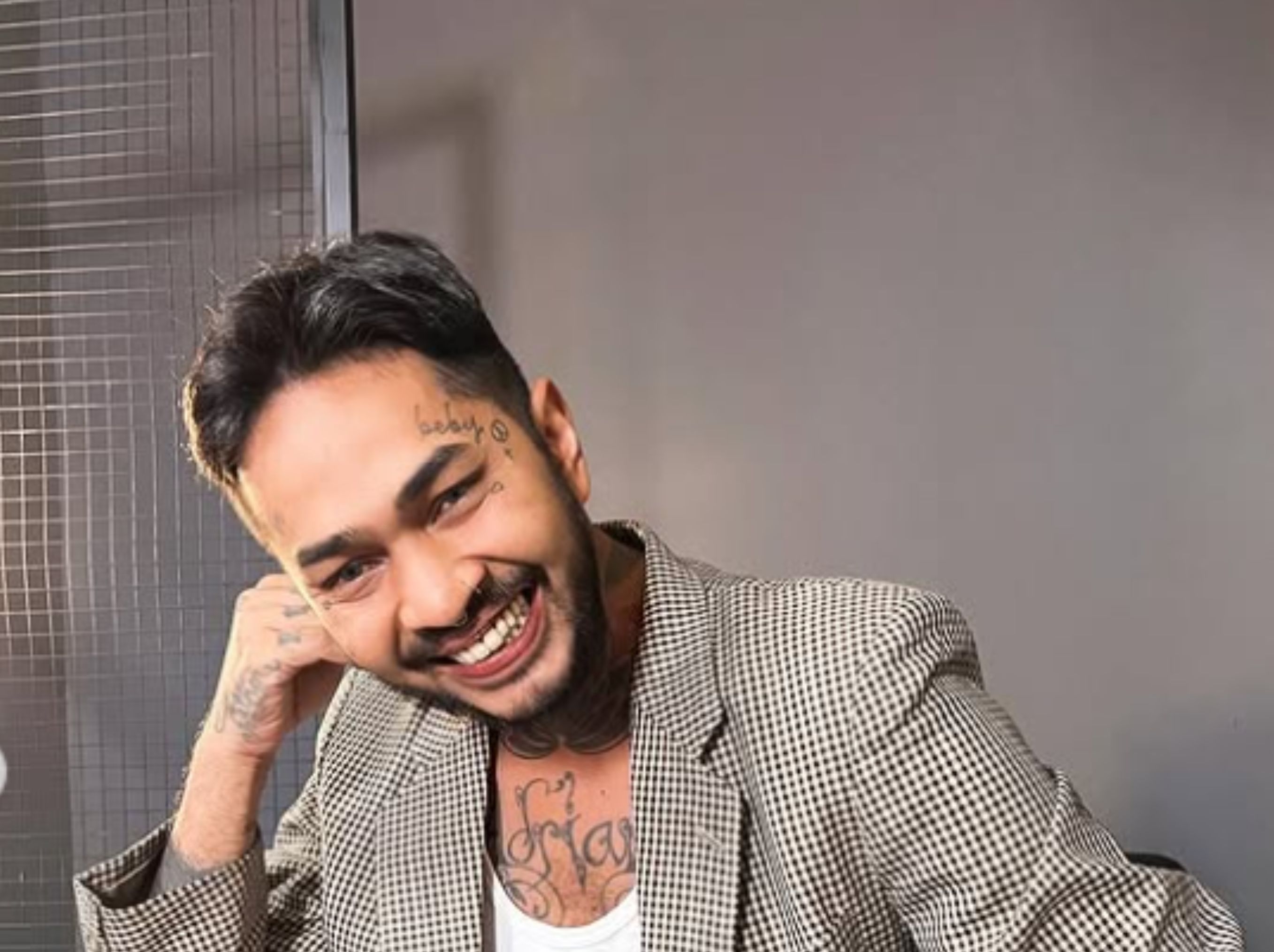 Onadio Leonardo  <b>(ig Onadio Leonardo)</b>