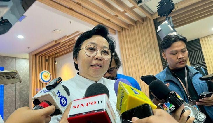 Kepala Badan Pengendalian dan Pengawasan Mutu Hasil Kelautan dan Perikanan (Badan Mutu) KKP Ishartini memberi keterangan kepada awak media terkait Perkembangan Penanganan Isu Cesium-137 pada Produk Udang, di Jakarta, Kamis 6 November 2025. ANTARA/Harianto <b>(Antara)</b>