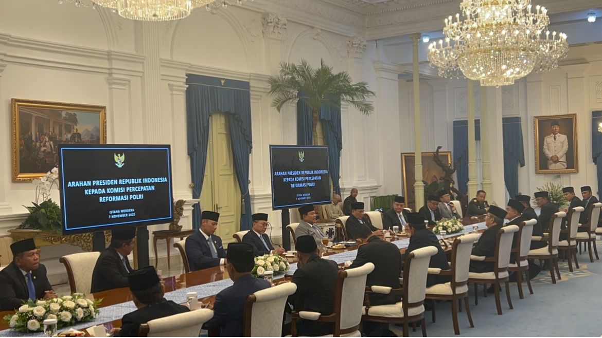 Prabowo Beri Arahan ke Komisi Percepatan Reformasi Polri <b>(NTVnews.id)</b>