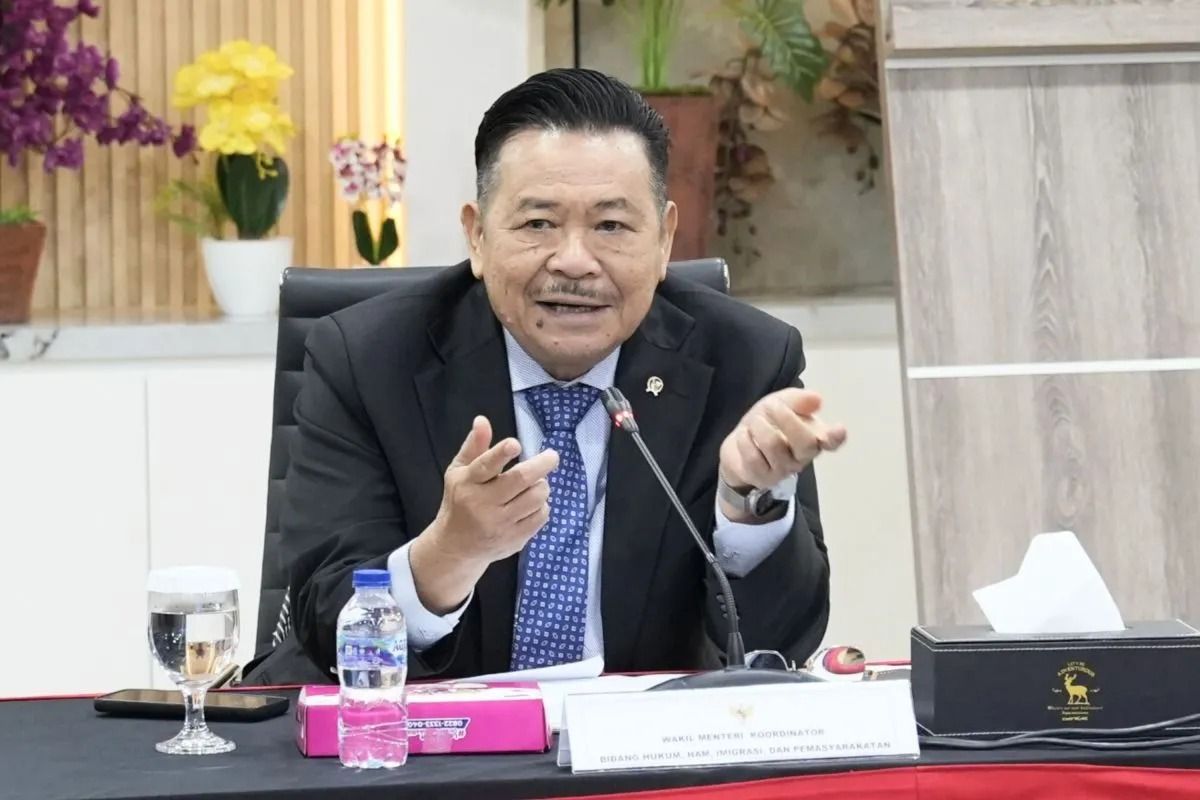 Wamenko Kumham Imipas Otto Hasibuan dalam Rapat Koordinasi Sinkronisasi Terkait Regulasi Ekspor Komoditi Daun Kratom di Jakarta, Kamis, 6 November 2025. ANTARA/HO-Kemenko Kumham Imipas RI. <b>(Antara)</b>