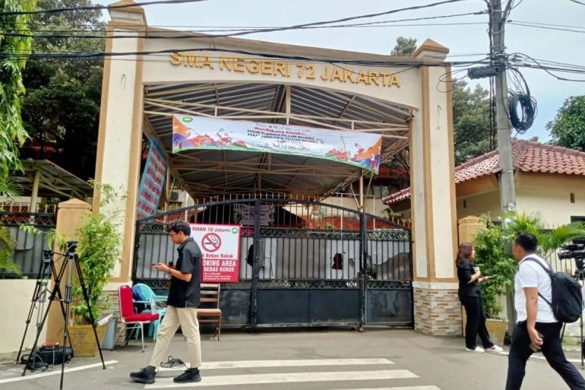 Suasana di SMAN 72 Jakarta di Kelurahan Kelapa Gading Barat, Kecamatan Kelapa Gading, Jakarta Utara pada Senin, 10 November 2025. ANTARA/Mario Sofia Nasution. <b>(Antara)</b>