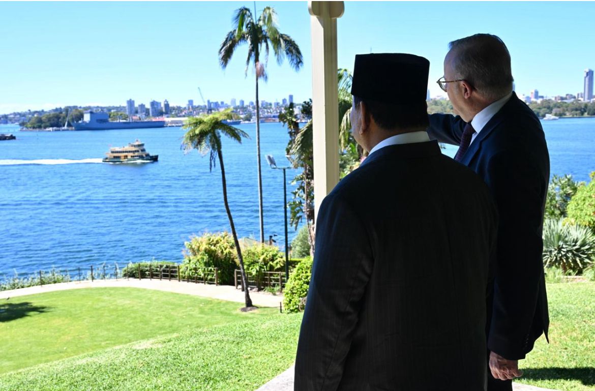 Presiden Republik Indonesia Prabowo Subianto melakukan pertemuan t&ecirc;te-&agrave;-t&ecirc;te dengan Perdana Menteri (PM) Australia Anthony Albanese di Kirribilli House, Sydney <b>(Sekretariat Presiden)</b>