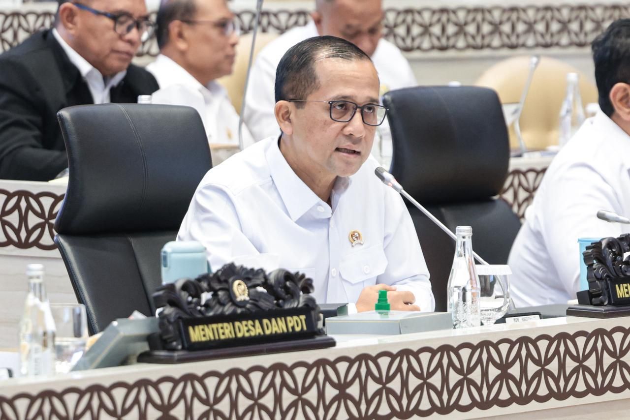 Menteri Transmigrasi M. Iftitah Sulaiman. <b>(Kementrans)</b>