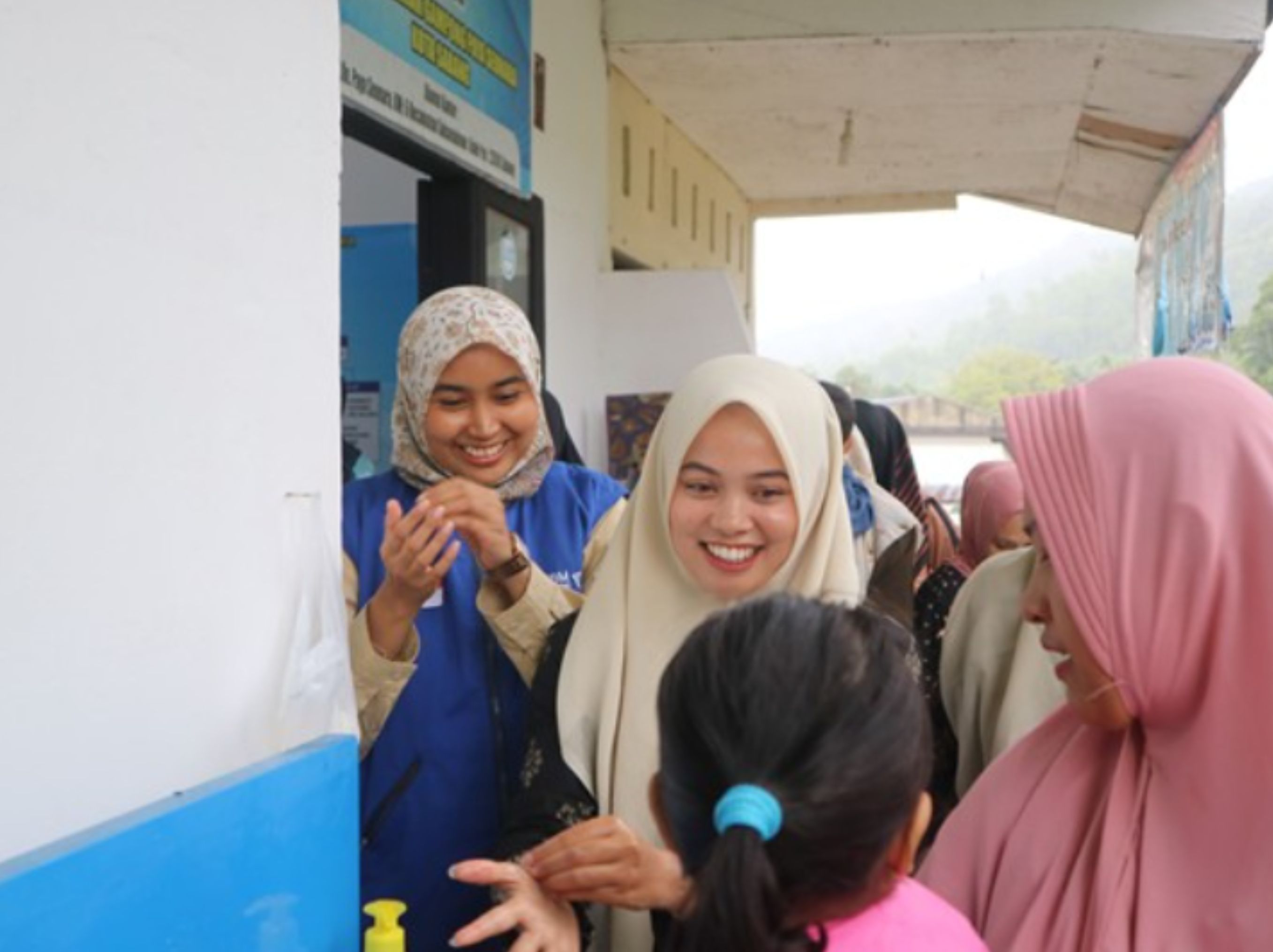 Rifa, Sosok Bidan Muda Penuh Dedikasi Melalui BUN Dompet Dhuafa Sasar  Warga Pelosok Sabang <b>(Dompet Dhuafa)</b>