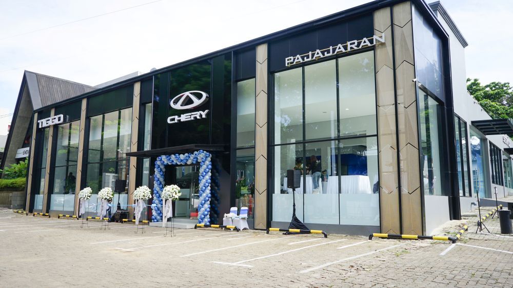 PT Chery Sales Indonesia (CSI) kembali memperluas jaringan layanannya dengan meresmikan dealer Chery Wonder Pajajaran Bogor sebagai dealer resmi ke-66. (Foto: Istimewa)