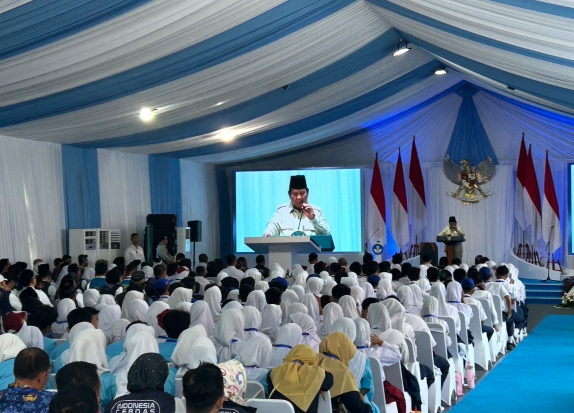 Presiden Prabowo Subianto di SMPN 4 Kota  Bekasi <b>(NTVnews.id)</b>