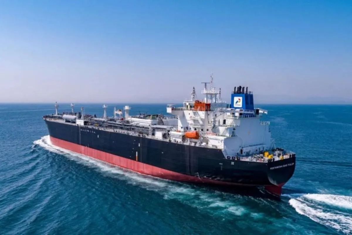 Ilustrasi - Kapal tanker gas raksasa Pertamina Gas Tulip milik PT Pertamina International Shipping (PIS). (ANTARA/HO-PIS) <b>(Antara)</b>