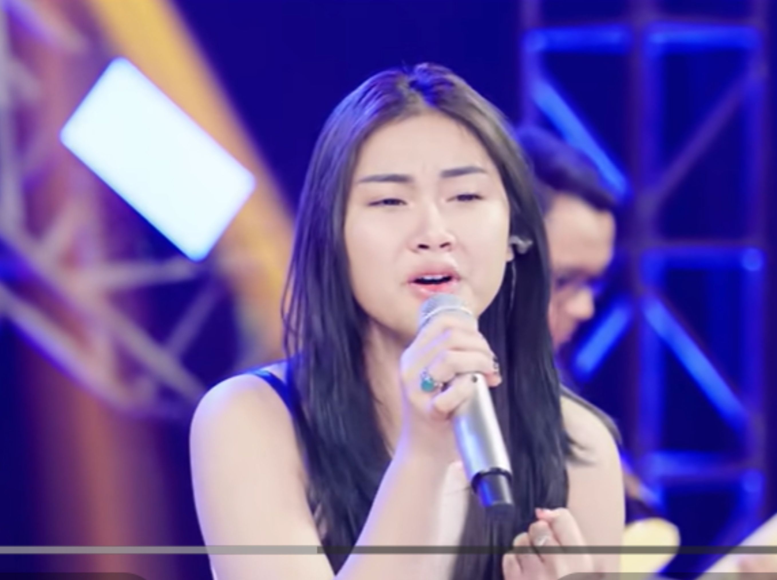 DIKE SABRINA FEAT LEONA ZHEN - KLEBUS | Feat. RASTAMANIEZ ( Official Live Version ) <b>(fortuna enterprise)</b>