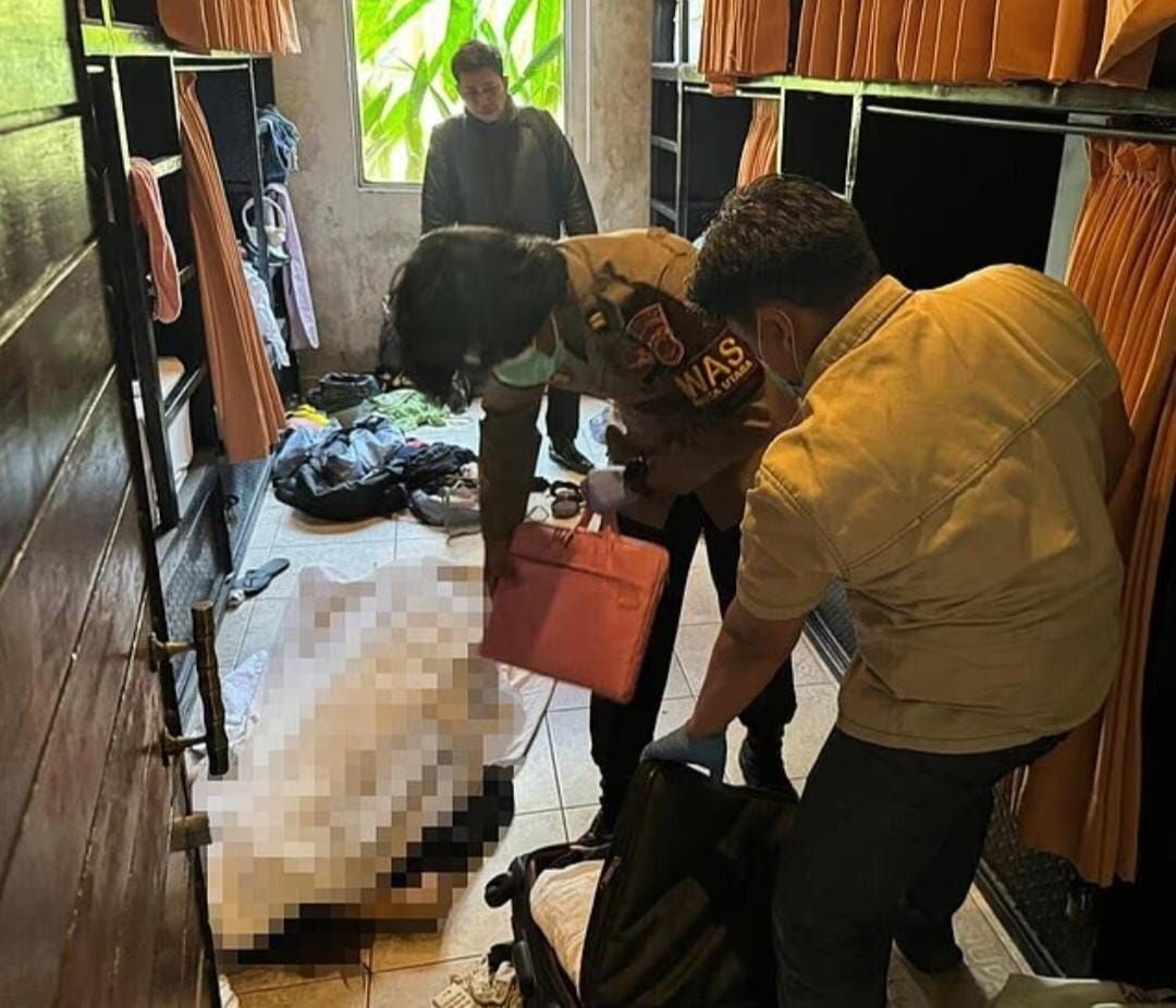 Clandestino Hostel di Canggu yang seharga $9 per malam telah menerima banyak keluhan tentang&nbsp;kutu&nbsp;busuk <b>(Daily Mail)</b>