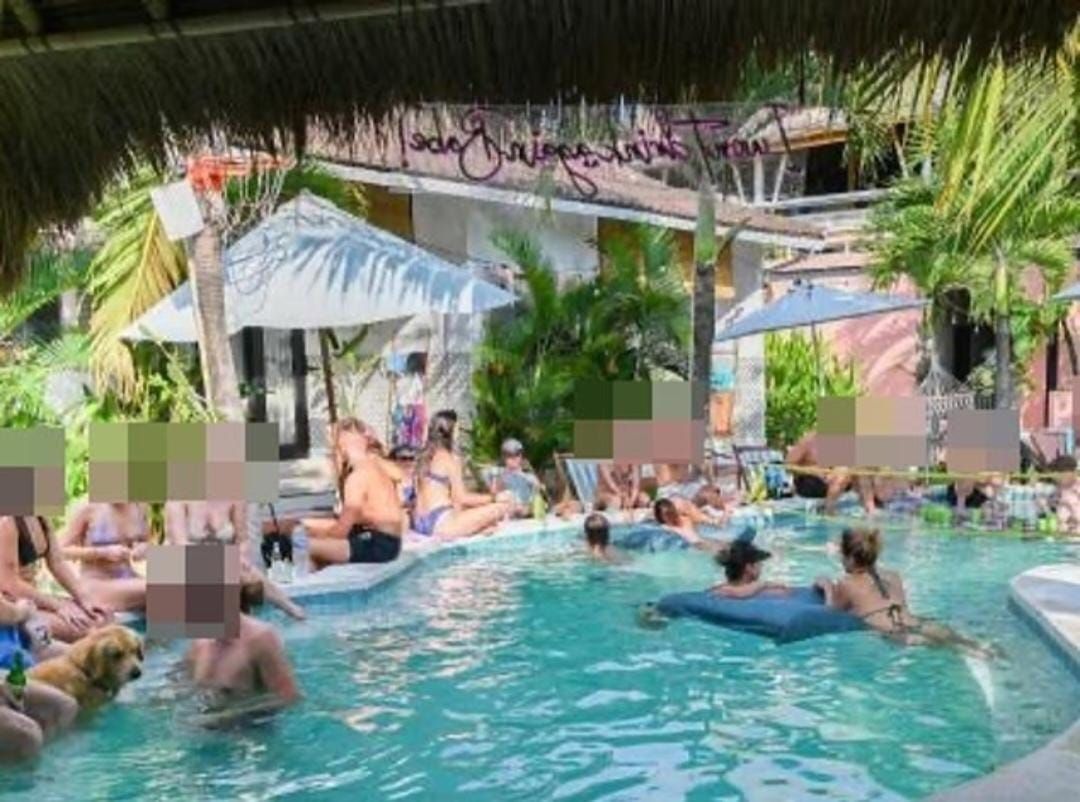 Clandestino Hostel di Canggu yang seharga $9 per malam telah menerima banyak keluhan tentang&nbsp;kutu&nbsp;busuk <b>(Daily Mail)</b>
