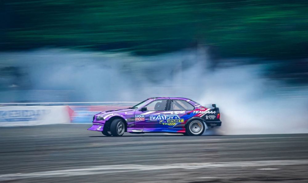 Kementerian Ekraf dorong ekosistem desain otomotif melalui apresiasi di ajang drifting nasional, Sentul Otopark, Bogor, Minggu (23/11/2025). (Foto: Dok. Biro Komunikasi Kementerian Ekonomi Kreatif/Badan Ekonomi Kreatif) 