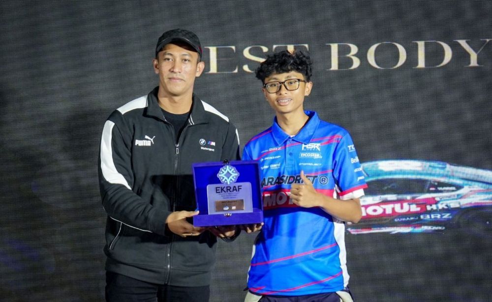 Kementerian Ekraf dorong ekosistem desain otomotif melalui apresiasi di ajang drifting nasional, Sentul Otopark, Bogor, Minggu (23/11/2025). (Foto: Dok. Biro Komunikasi Kementerian Ekonomi Kreatif/Badan Ekonomi Kreatif) 