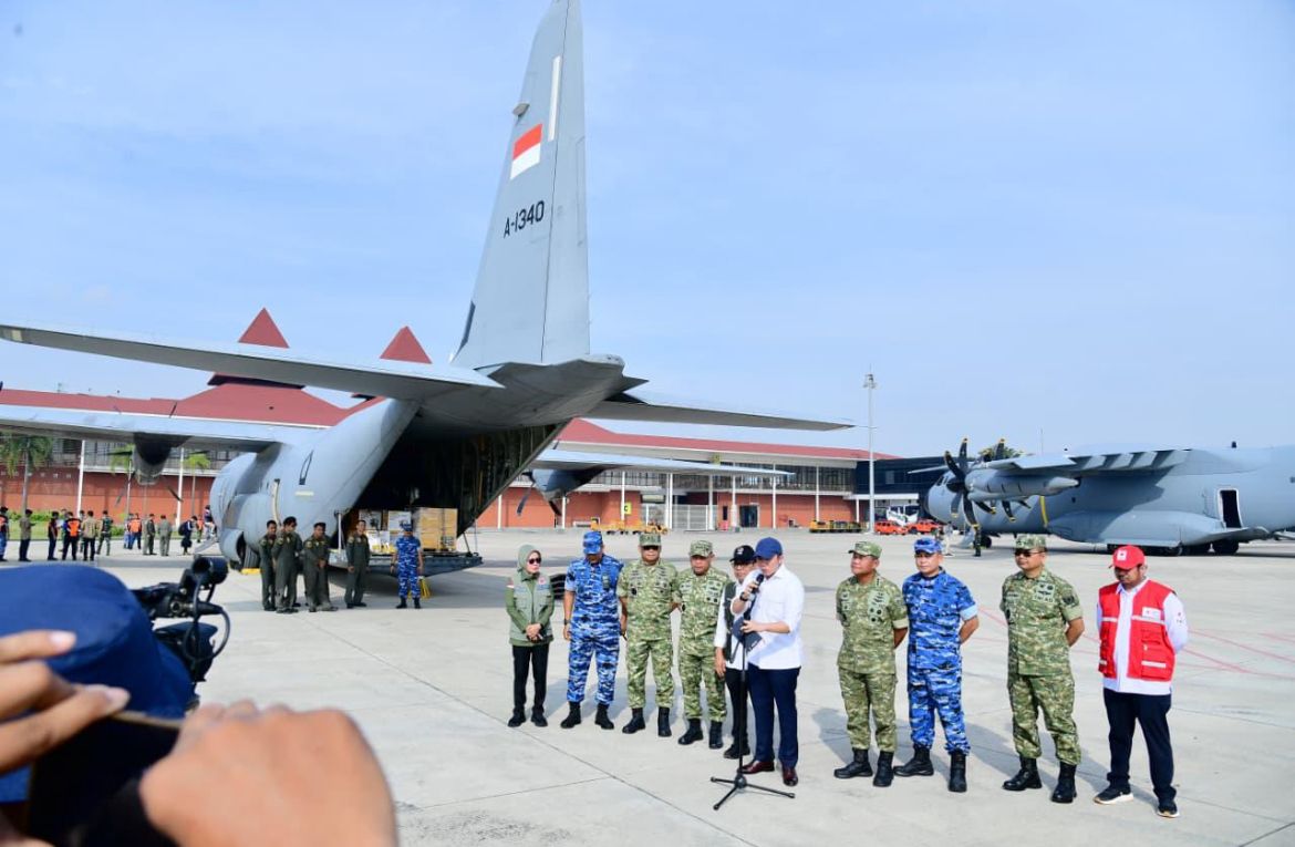 Pemerintah kembali mengirimkan bantuan penanganan bencana alam ke tiga provinsi terdampak&mdash;Aceh, Sumatra Utara, dan Sumatra Barat&mdash;pada Jumat pagi, 28 November 2025. <b>(Istimewa)</b>