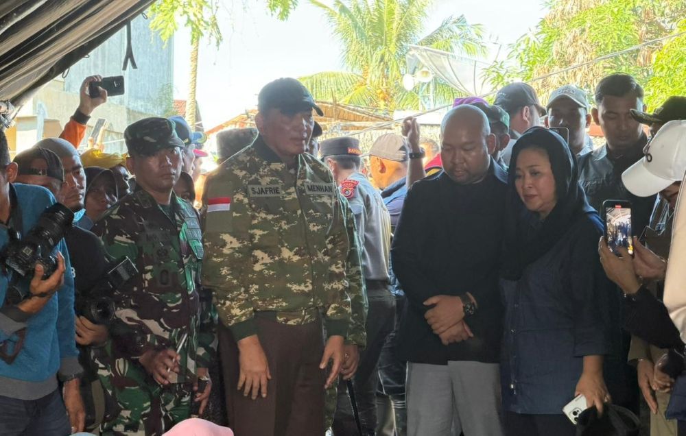 Menteri Pertahanan (Menhan) Sjafrie Sjamsoeddin bersama Ketua Komisi IV DPR RI Titiek Soeharto. (Foto: Puspen TNI)