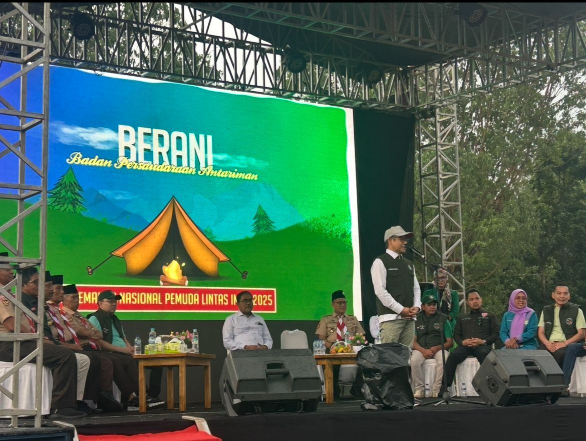 Ketua Umum PKB Abdul Muhaimin Iskandar (Cak Imin) meresmikan pembukaan Perkemahan Nasional Pemuda Lintas Iman 2025 yang digelar oleh Badan Persaudaraan Antar-iman (BERANI) di Bumi Perkemahan Jambore Cibubur <b>(NTV)</b>