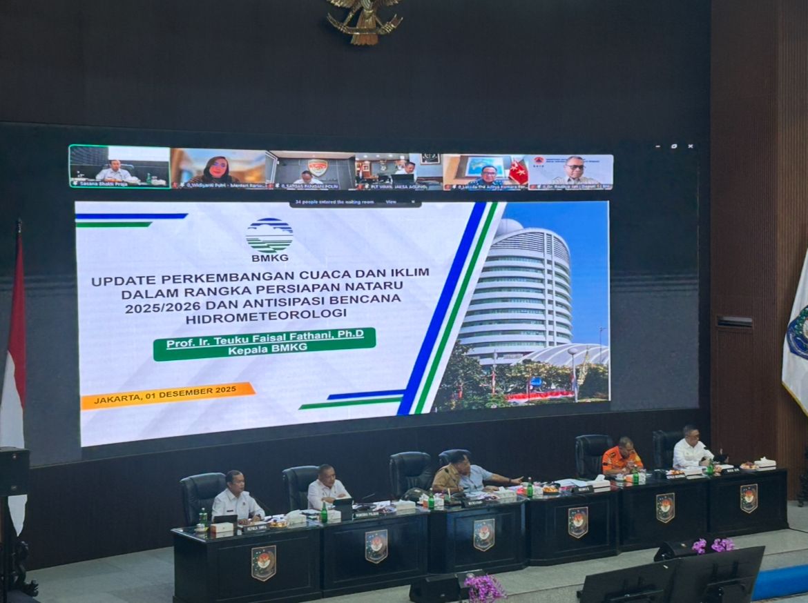 Dalam Rapat Koordinasi Pusat dan Daerah yang digelar secara hybrid, di Kementerian Dalam Negeri  <b>(NTVnews.id)</b>