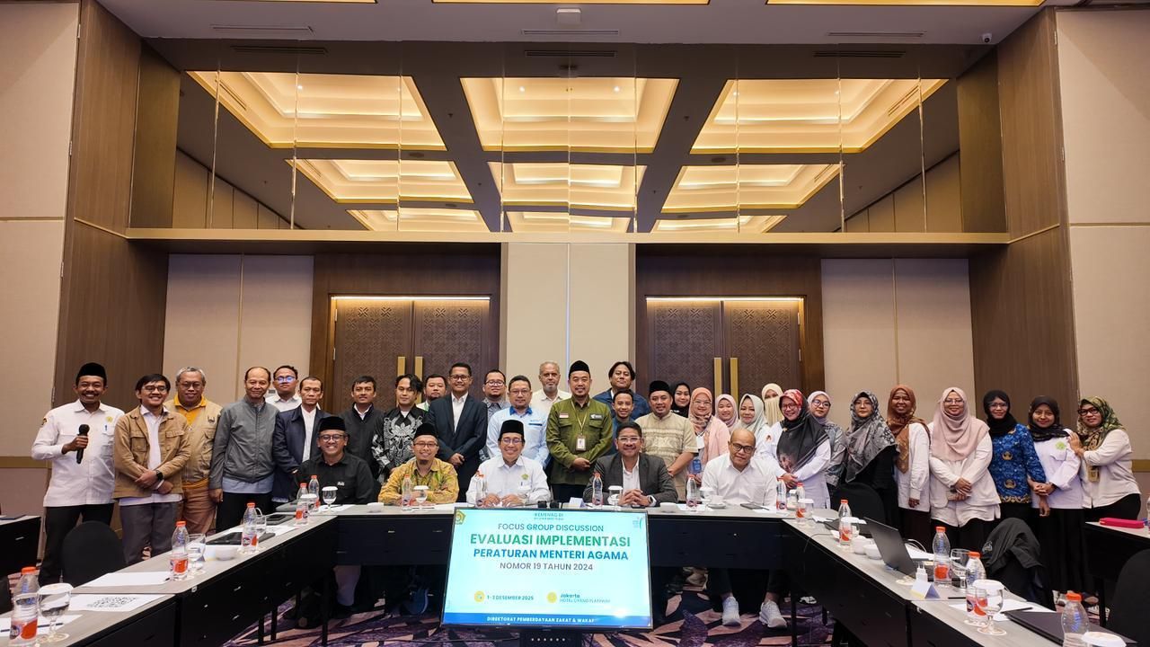 Kegiatan ini diikuti perwakilan BAZNAS RI, MUI bidang fatwa, Forum Zakat (FOZ), Poroz, serta sejumlah lembaga zakat nasional dan daerah. Peserta menyampaikan pandangan terkait implementasi regulasi, tantangan teknis, serta sinkronisasi standar kelemb <b>(dok)</b>