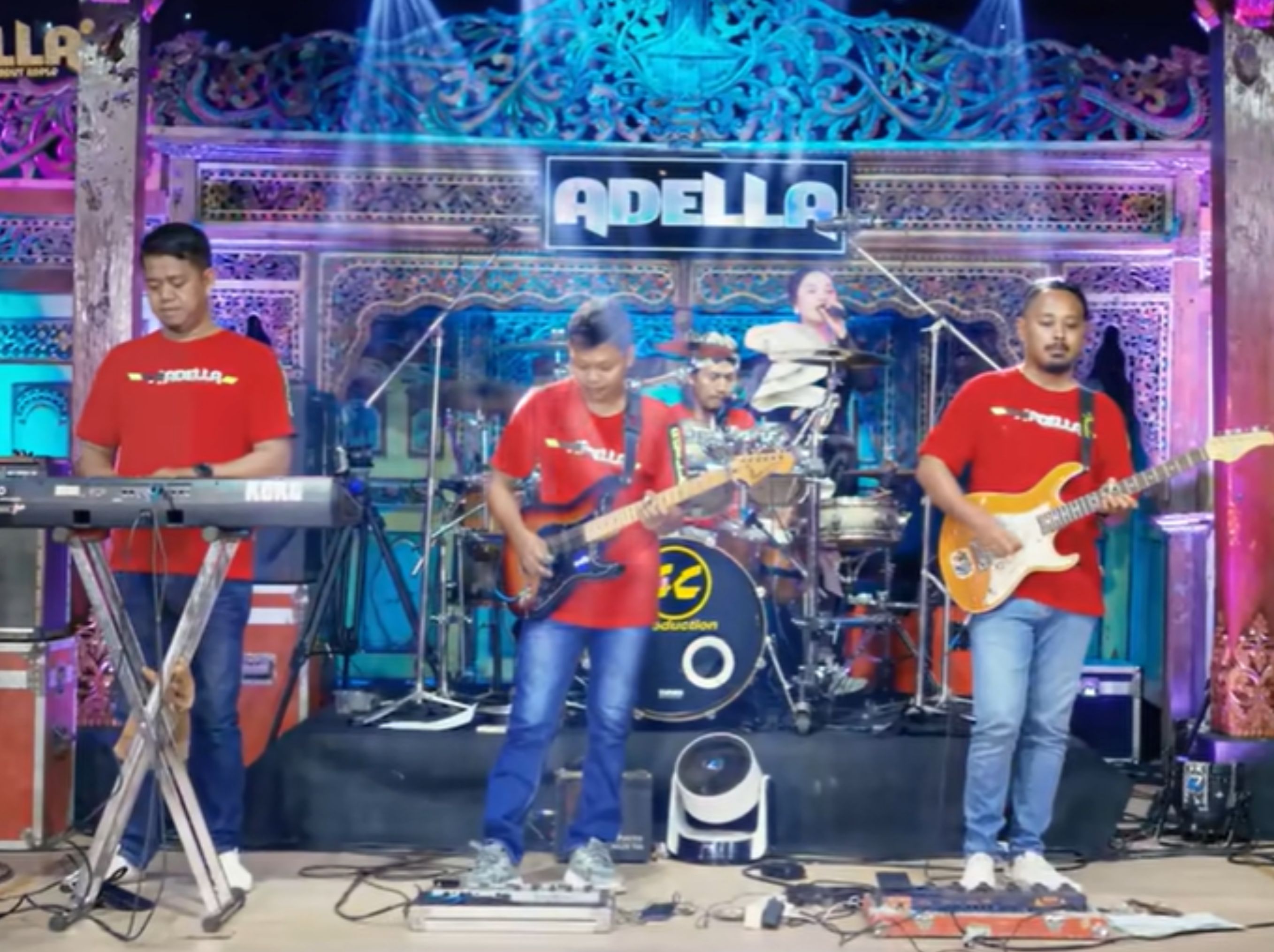 LUKA HATI LUKA DIRI - Tasya Rosmala Adella Ft. Nophie Adella - OM ADELLA <b>(HENNY ADELLA YOUTUBE)</b>