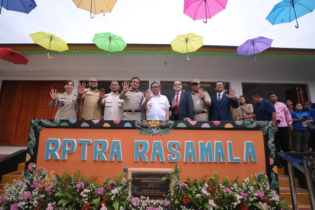 Pramono Resmikan RPTRA Rasamala <b>(Humas DKI)</b>