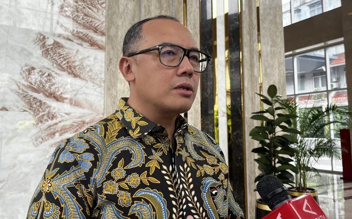 Chief Marketing Officer Danantara Asset Management Dendi Tegar Danianto memberikan keterangan di sela-sela PaDi Business Forum &amp; Showcase 2025, di The Gade Tower Jakarta, Rabu 10 Desember 2025. ANTARA/Arnidhya Nur Zhafira. <b>(Antara)</b>